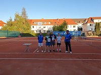 Nach exakt zweiundvierzig Tennis-Matches im Einzel und Doppel in verschiedenen Alterklassen haben wir am vorgestrigen Tag die 25. Kreisjugendspiele im Tennis absolviert und die jeweiligen Kreismeister ermittelt. Dazu erreichte kn diese Meldung... Bild: Nach exakt zweiundvierzig Tennis-Matches im Einzel und Doppel in verschiedenen Alterklassen haben wir am vorgestrigen Tag die 25. Kreisjugendspiele im Tennis absolviert und die jeweiligen Kreismeister ermittelt. Dazu erreichte kn diese Meldung...