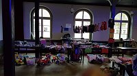 Bild: Im Klubhaus Stock&acute;sen Kindersachenbasar
