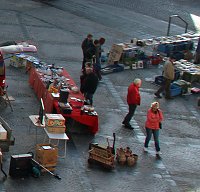 Antik Trödelmarkt mit Glück und Pech Bild: Antik Trödelmarkt mit Glück und Pech