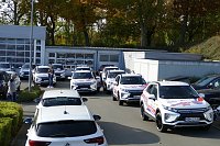Bild: Autos an THC-M&auml;dels &uuml;bergeben
