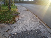 Bild: Gehwege und Stra&szlig;en in der Kritik