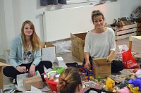Bild: Kinder helfen Kinder � P&auml;ckchen f&uuml;r den guten Zweck