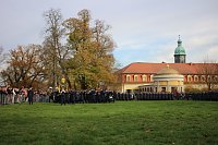 Bild: Vereidigung im Zeichen des 64. Jahrestags