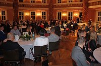 Absolventen für ausgezeichnete Ausbildungsergebnisse geehrt Bild: Absolventen für ausgezeichnete Ausbildungsergebnisse geehrt