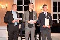 Absolventen für ausgezeichnete Ausbildungsergebnisse geehrt Bild: Absolventen für ausgezeichnete Ausbildungsergebnisse geehrt
