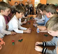 Bild: Eine besinnliche Weihnachtsfeier der Generationen