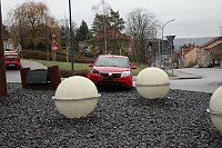 Bild: Auto "ungew&ouml;hnlich geparkt"
