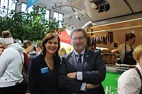 Bild: Premiere mit mobilem Hofladen