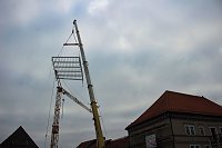Dachgerüst wird aufgesetzt Bild: Dachgerüst wird aufgesetzt