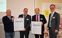 Bild: G&uuml;tezertifikate f&uuml;r Technisches Sicherheitsmanagement &uuml;bergeben