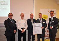 Bild: G&uuml;tezertifikate f&uuml;r Technisches Sicherheitsmanagement &uuml;bergeben