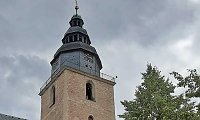 Bild: Zwei neue Bronzeglocken werden eingebaut