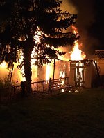 Bild: Gartenlaubenbrand in Ro&szlig;leben