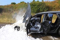 Autobrand auf Autobahn Bild: Autobrand auf Autobahn