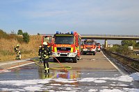 Autobrand auf Autobahn Bild: Autobrand auf Autobahn