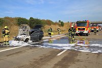 Autobrand auf Autobahn Bild: Autobrand auf Autobahn