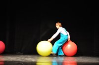 Bild: Salto Mortale im Theater
