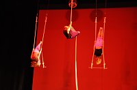 Bild: Salto Mortale im Theater