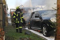 Zwei Fahrzeuge ausgebrannt Bild: Zwei Fahrzeuge ausgebrannt