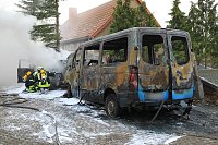 Zwei Fahrzeuge ausgebrannt Bild: Zwei Fahrzeuge ausgebrannt