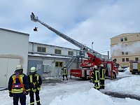 Bild: Dr&auml;ngender R&auml;umeinsatz bei Isoplus