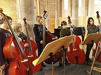 Bild: Kontrabasskurs Landesmusikakademie Th&uuml;ringen