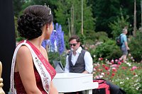 Bild: Kr&ouml;nung der Rosenk&ouml;nigin in Sangerhausen