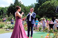 Bild: Kr&ouml;nung der Rosenk&ouml;nigin in Sangerhausen
