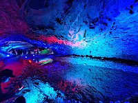 Bild: World of Lights in der Barbarossah&ouml;hle