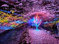 Bild: World of Lights in der Barbarossah&ouml;hle