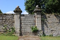 Mauer Schlosspark Ebeleben muss saniert werden Bild: Mauer Schlosspark Ebeleben muss saniert werden