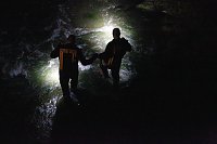 Suche nach einer leblosen Person Bild: Suche nach einer leblosen Person