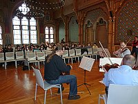 Bild: Musikstunde im Scholl-Gymnasium