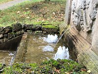 Bild: Kleine Kaskaden im Schlosspark Ebeleben