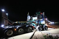 Schwerlasttransport mit Windrädern Bild: Schwerlasttransport mit Windrädern