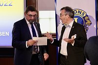 30-jähriges Jubiläum des LIONS Clubs Sondershausen; v.l. Joachim Kreyer; Govenors Christoph K.Engel Bild: 30-jähriges Jubiläum des LIONS Clubs Sondershausen; v.l. Joachim Kreyer; Govenors Christoph K.Engel