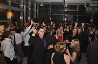 Bild: Absolventenball im Autohaus Peter