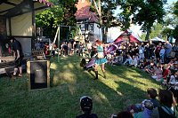 Ritterspektakel auf der Ronneburg zum Pfingstsamstag Bild: Ritterspektakel auf der Ronneburg zum Pfingstsamstag