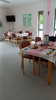 Bild: Fr&ouml;hliches Beisammensein am Tag der offenen T&uuml;r