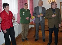 Bild: Verdienstorden an Regina Girschele
