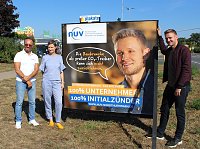 Die Models der Kampagne: Detlef Kuhnet, Cornelia Pein und (unverkennbar) Stephan Ostermann Bild: Die Models der Kampagne: Detlef Kuhnet, Cornelia Pein und (unverkennbar) Stephan Ostermann