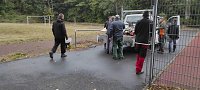 Sportplatz im Borntal wurde durch viele fleißige Hände vom Unrat befreit Bild: Sportplatz im Borntal wurde durch viele fleißige Hände vom Unrat befreit