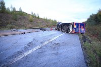 KKW kippt auf der A38 um Bild: KKW kippt auf der A38 um