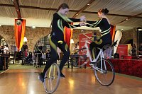 Bild: Showeinlage der Kunstradfahrerinnen SG 03 Holzthaleben/Menteroda