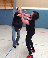 Bild: Lehrgang f&uuml;r Selbstverteidigung und Selbstbehauptung f&uuml;r Frauen in der Zweifelderhalle in Bad Frankenhausen