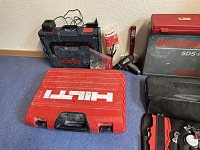 Wem gehören diese Werkzeuge? Bild: Wem gehören diese Werkzeuge?