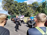 Bild: Wir machen Wald - vergangenes Wochenende trafen sich Motorradfahrer um f&uuml;r die gute Sache Gas zu geben