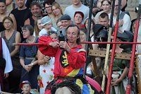 Bild: Hochprofessionelle Reitershow mit "Wenzel Ritterspiele"