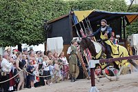 Bild: Hochprofessionelle Reitershow mit "Wenzel Ritterspiele"