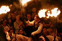 Bild: Hochprofessionelle Reitershow mit "Wenzel Ritterspiele"